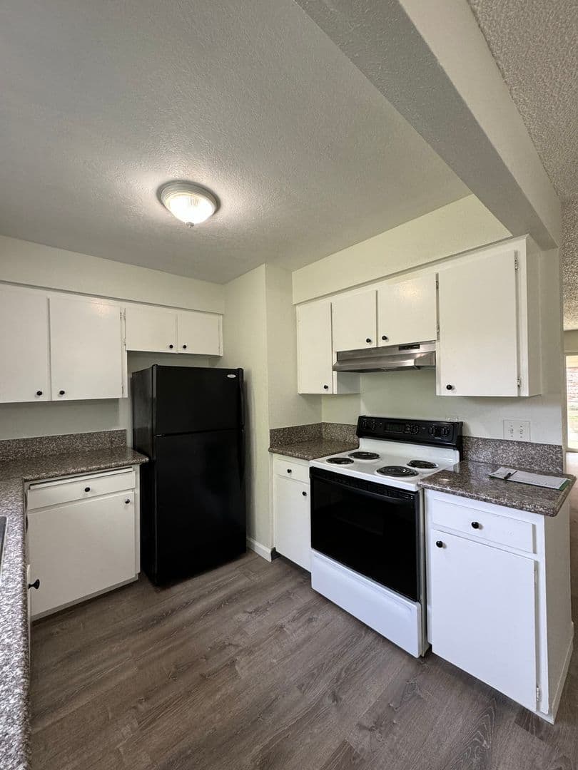 Portland Apartment: 912 NE 91st/924 NE 91st