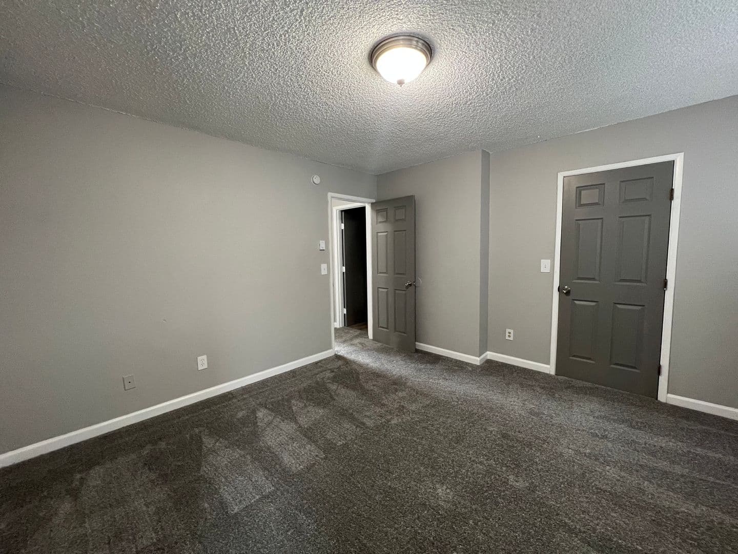 Portland Apartment: 10329 NE Prescott St.