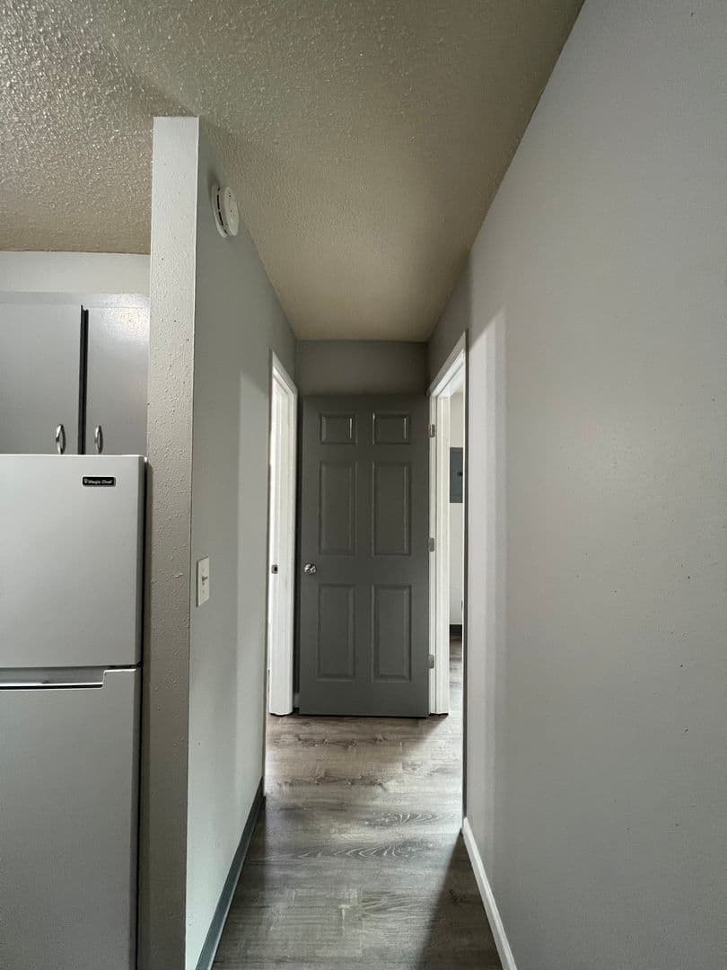 Portland Apartment: 746 SE 187th ave