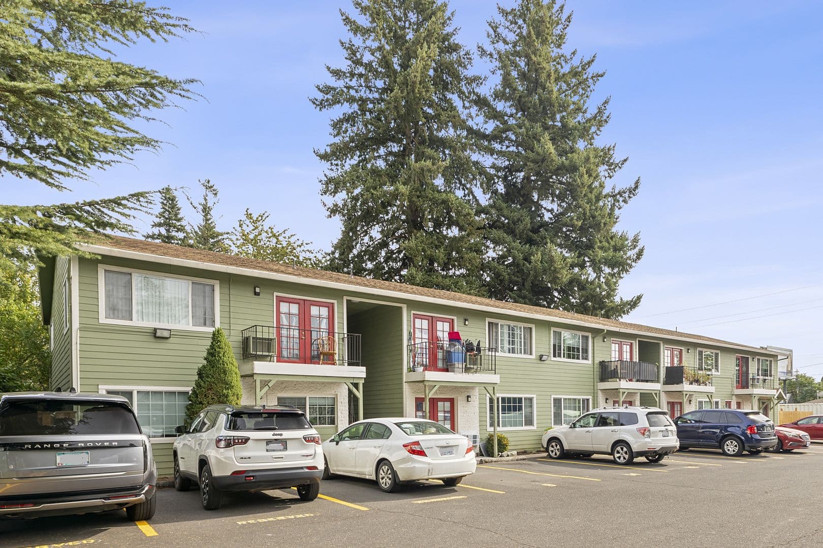 Portland Apartment: 14021 SE Stark