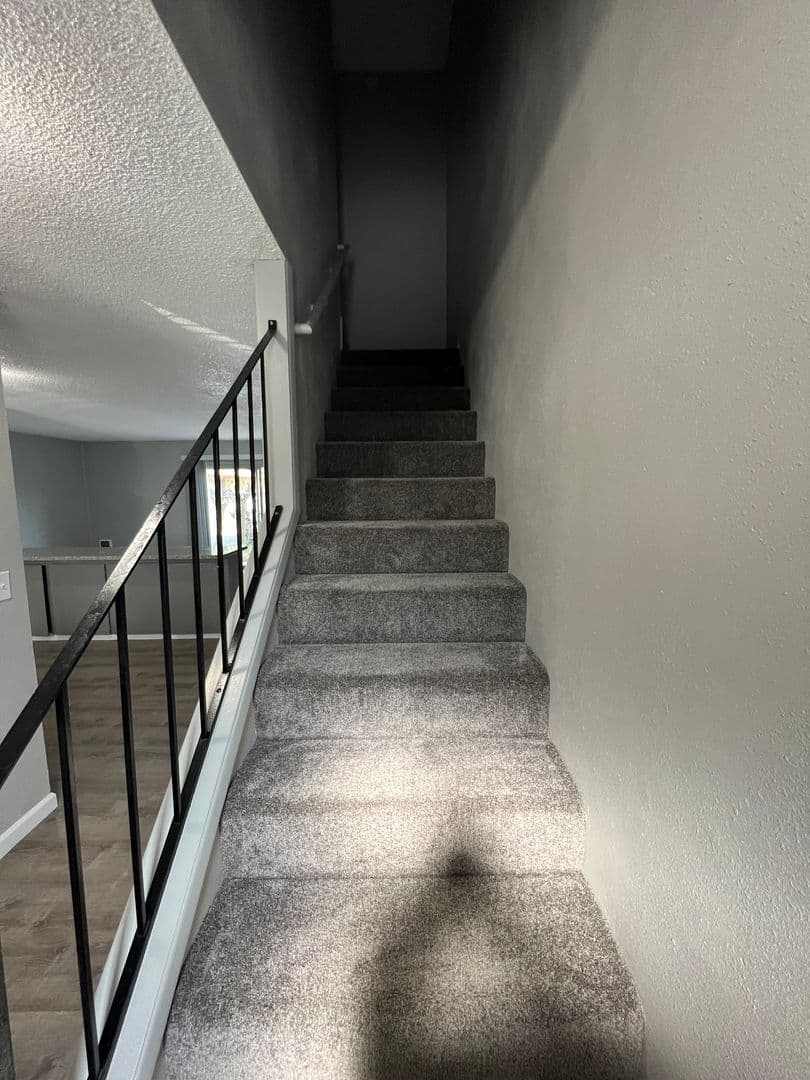 Portland Apartment: 10329 NE Prescott St.