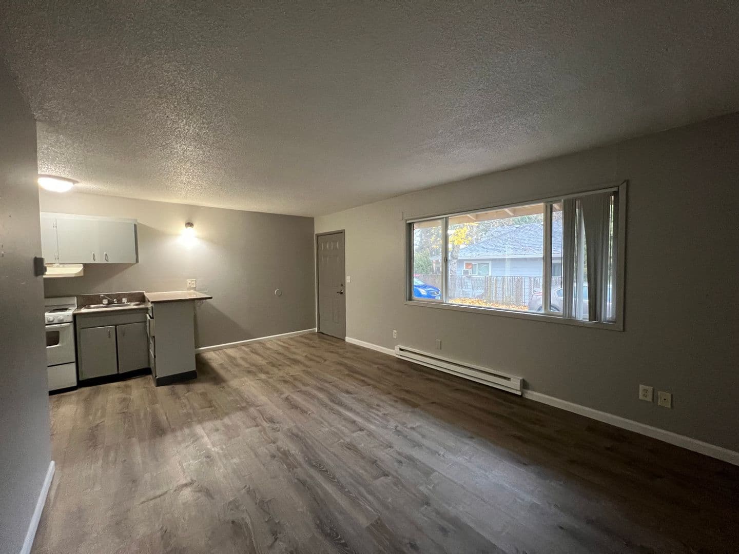 Portland Apartment: 746 SE 187th ave