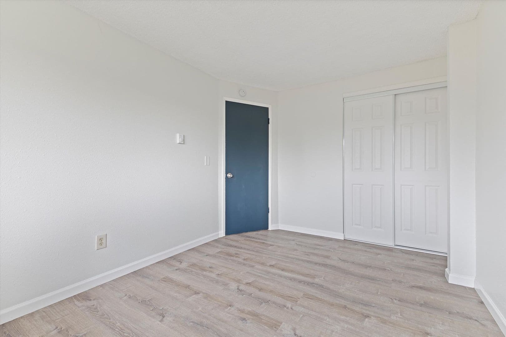 Portland Apartment: 16000 SE Alder St.