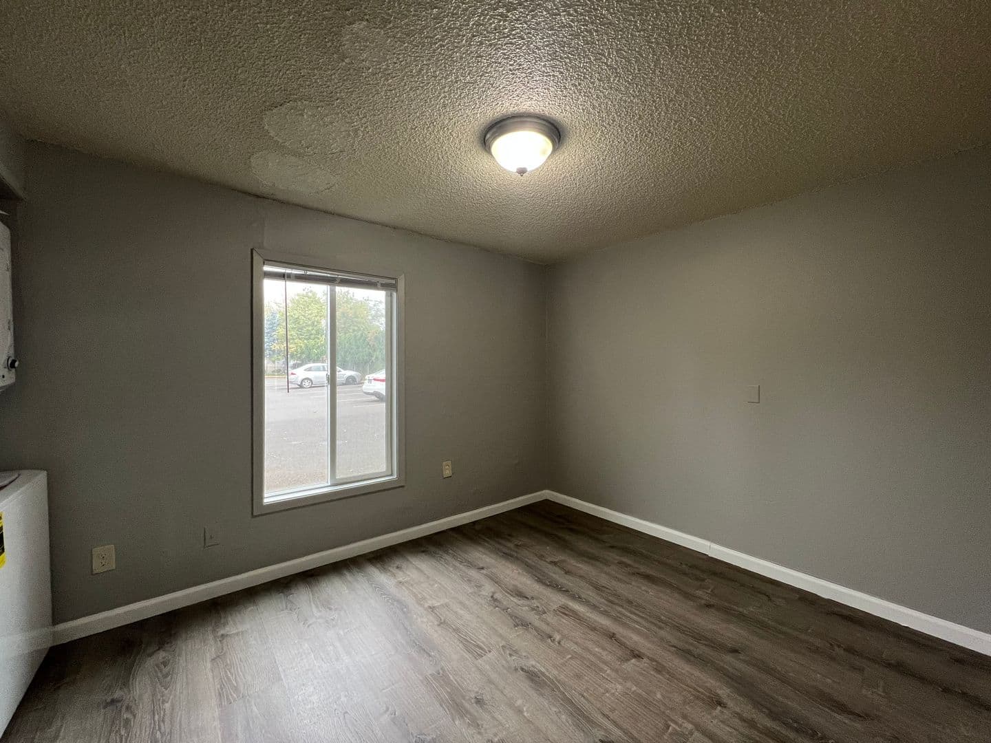 Portland Apartment: 16000 SE Alder St.