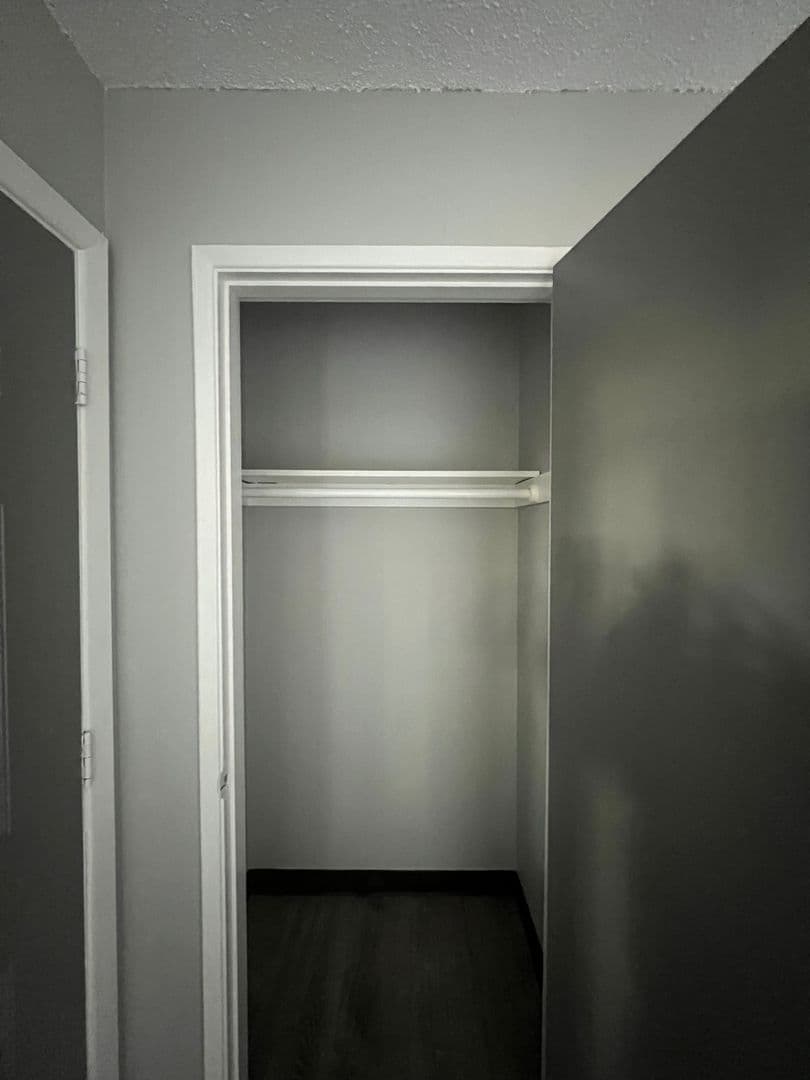 Portland Apartment: 15151 SE Stark
