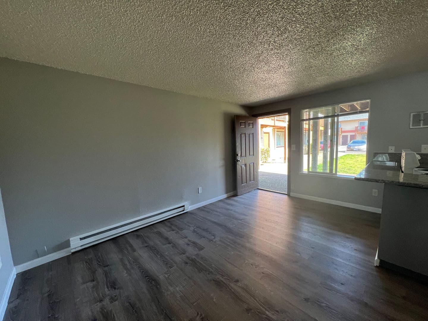 Portland Apartment: 16000 SE Alder St.