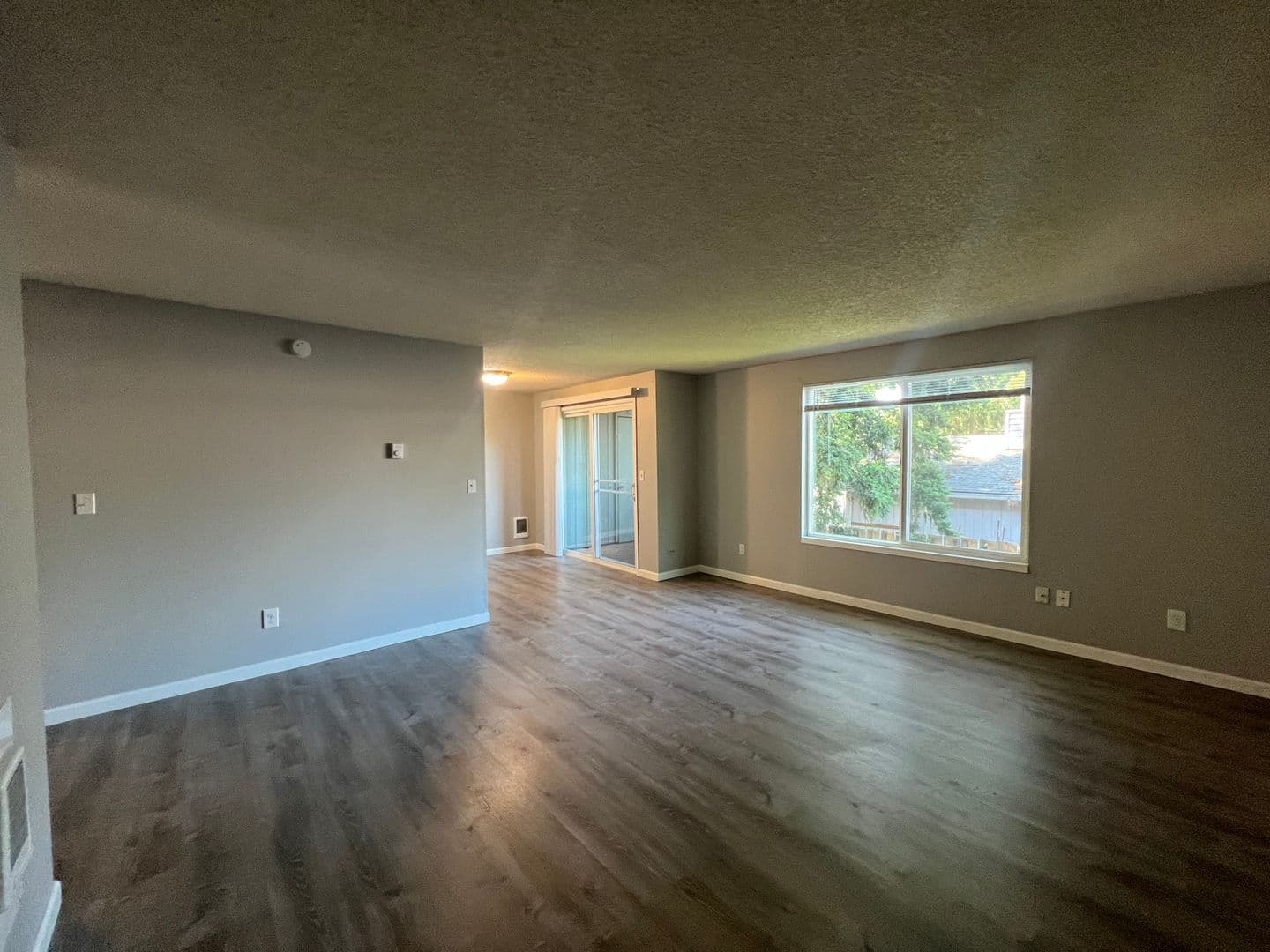 Portland Apartment: 17439 SE Stark St
