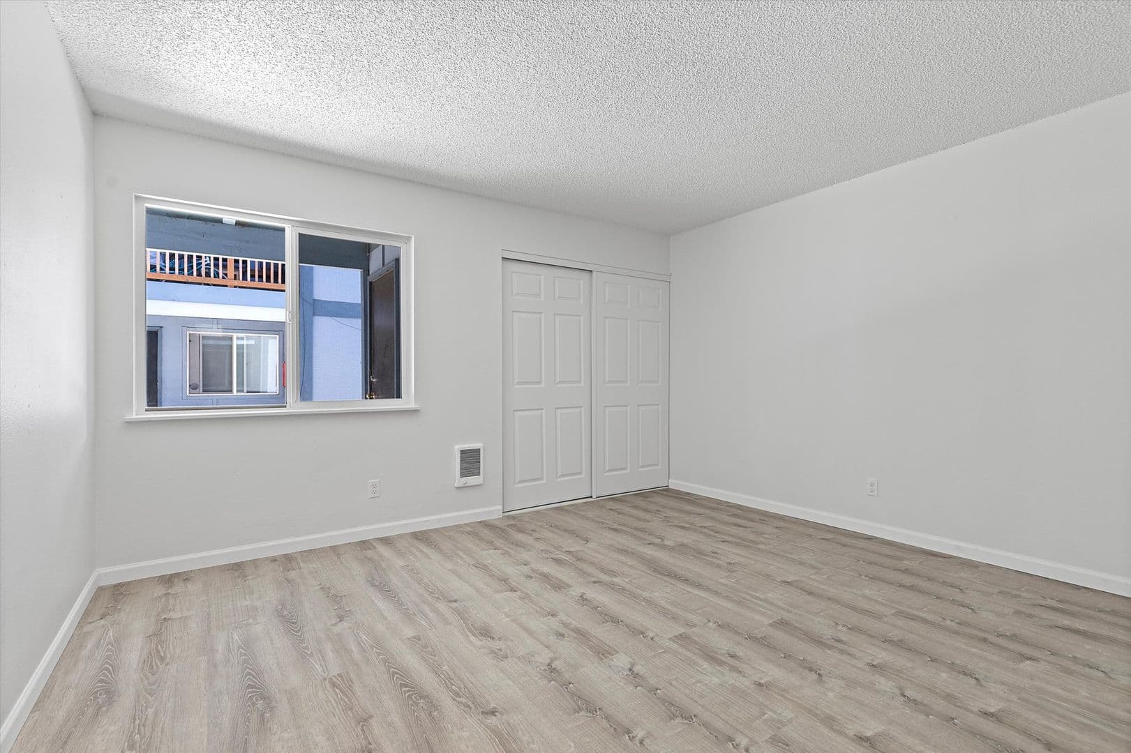 Portland Apartment: 13116 SE Powell Boulevard