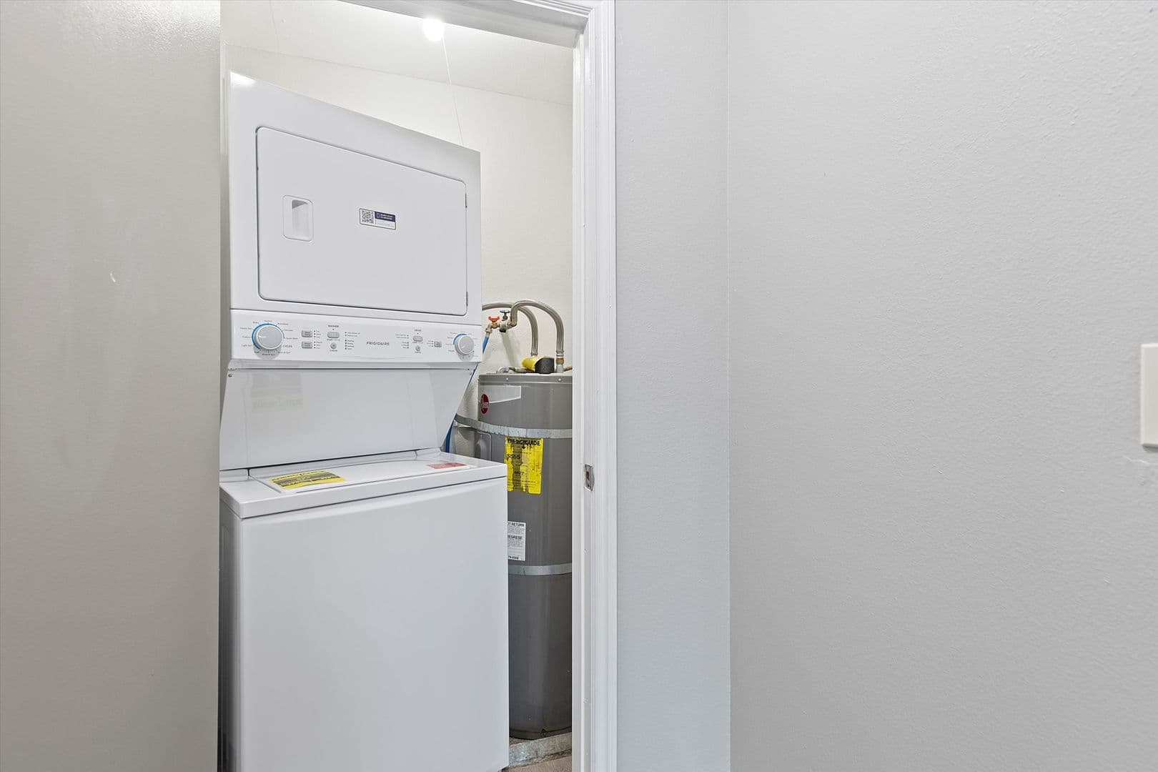 Portland Apartment: 13801-13865 SE Stark