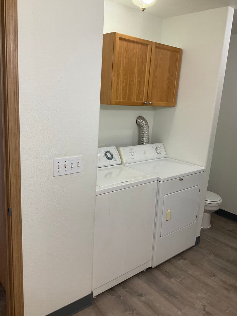 Portland Apartment: 110 & 114 SE 146th Ave.
