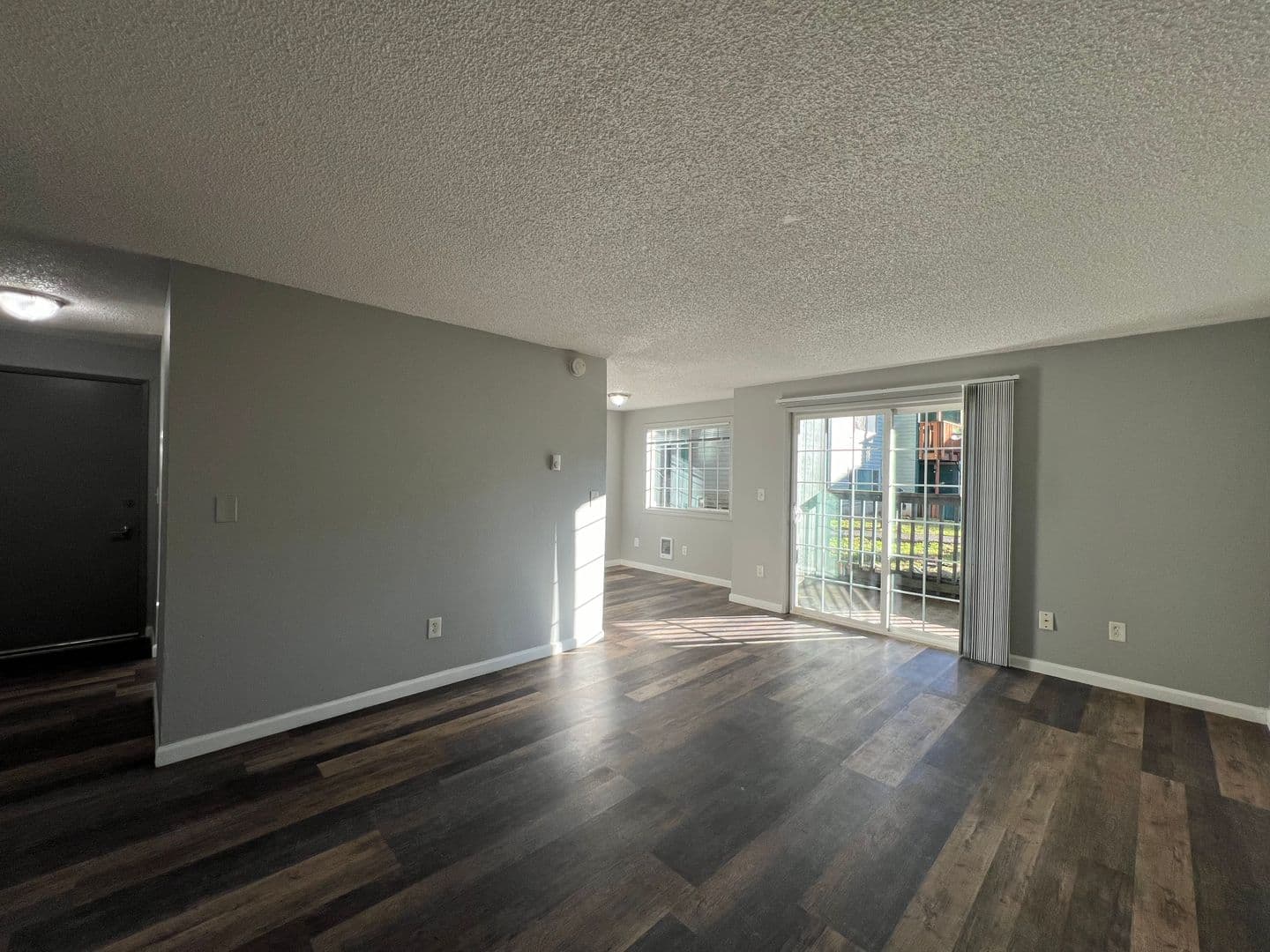 Portland Apartment: 17439 SE Stark St