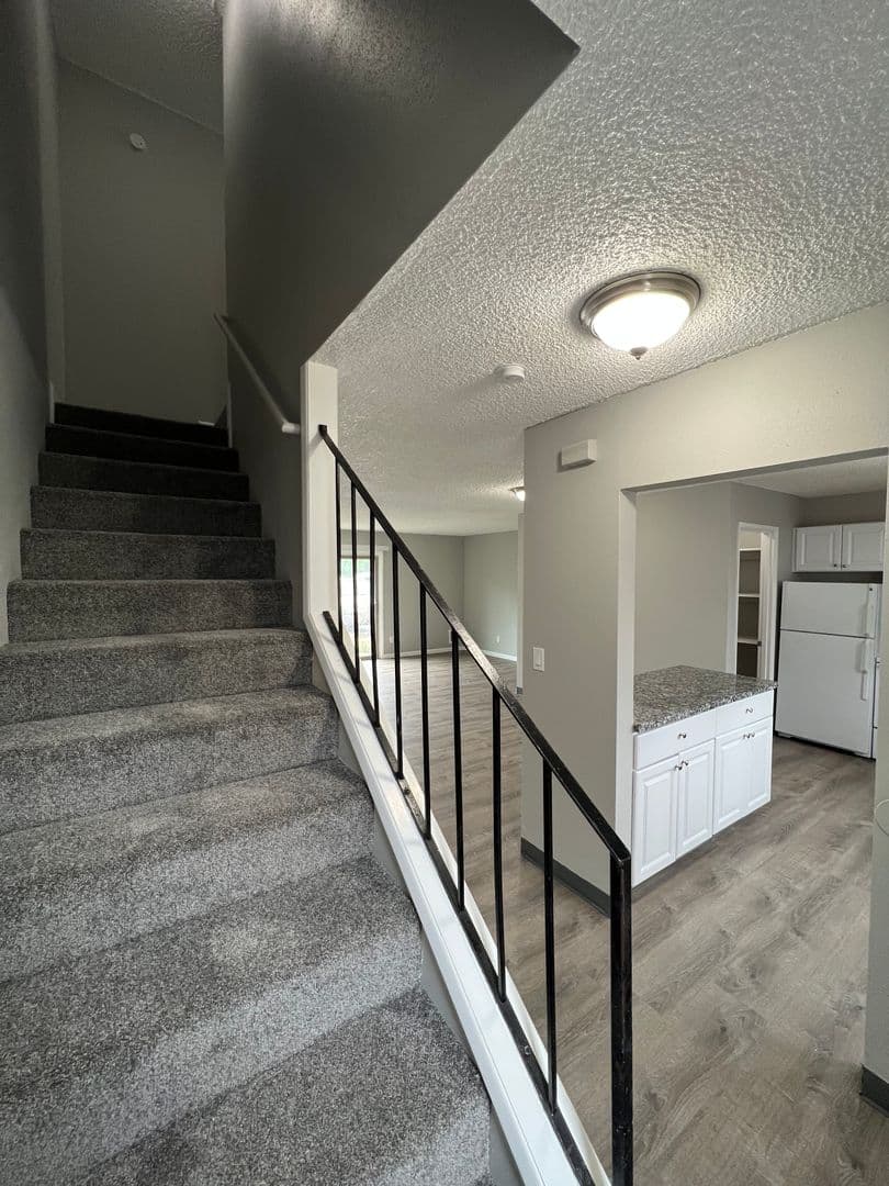 Portland Apartment: 10329 NE Prescott St.