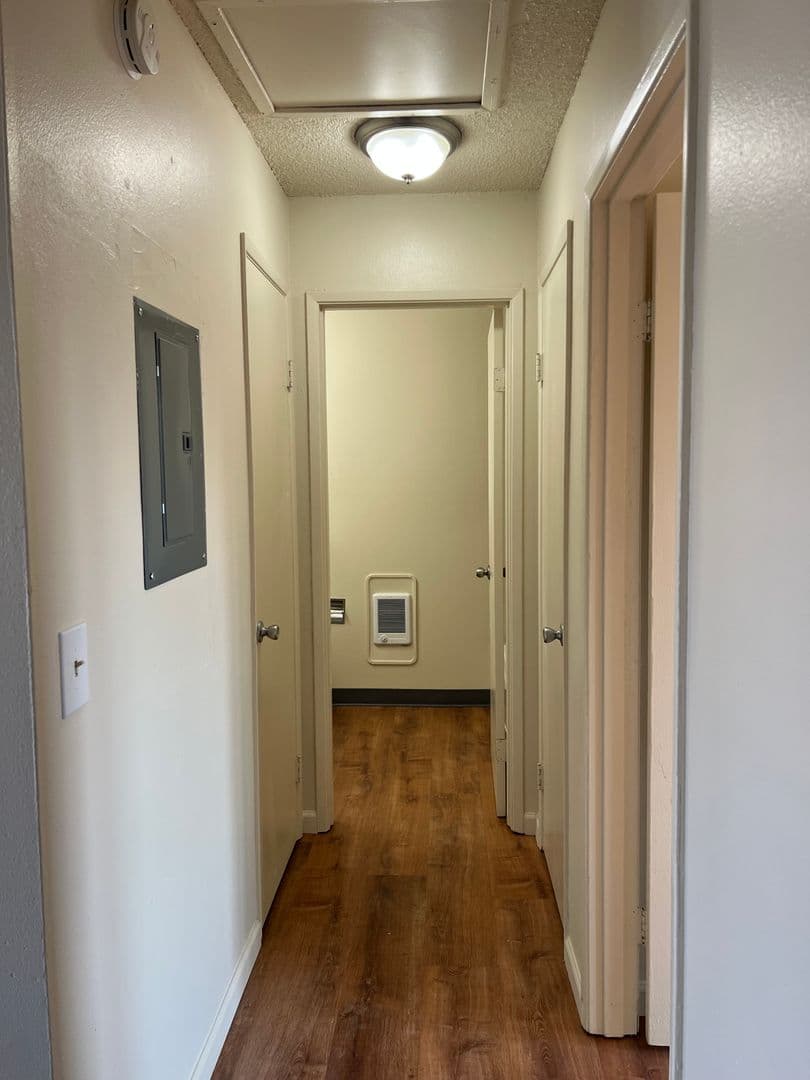 Portland Apartment: 635-741 SE 182nd
