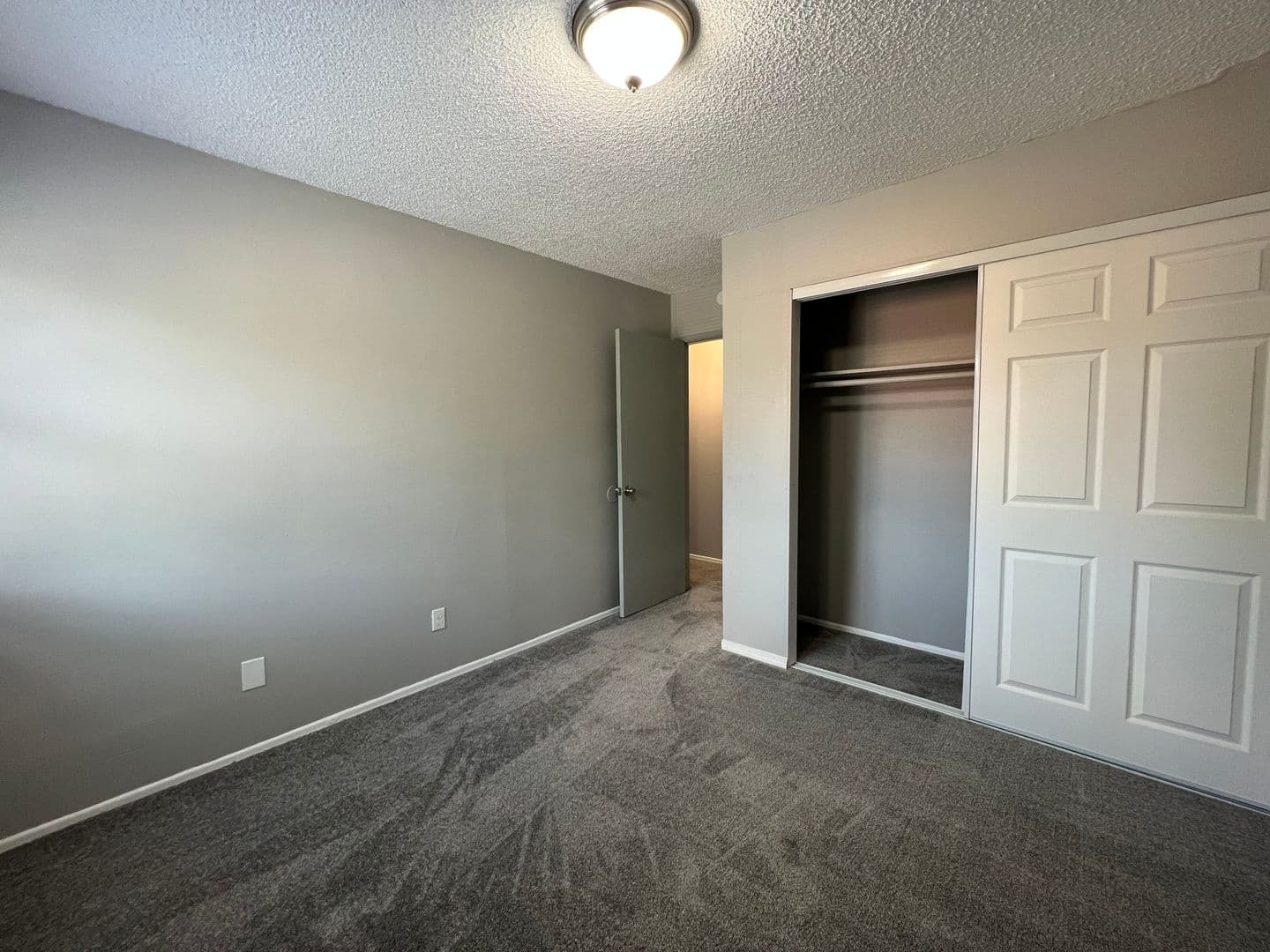 Portland Apartment: 10329 NE Prescott St.