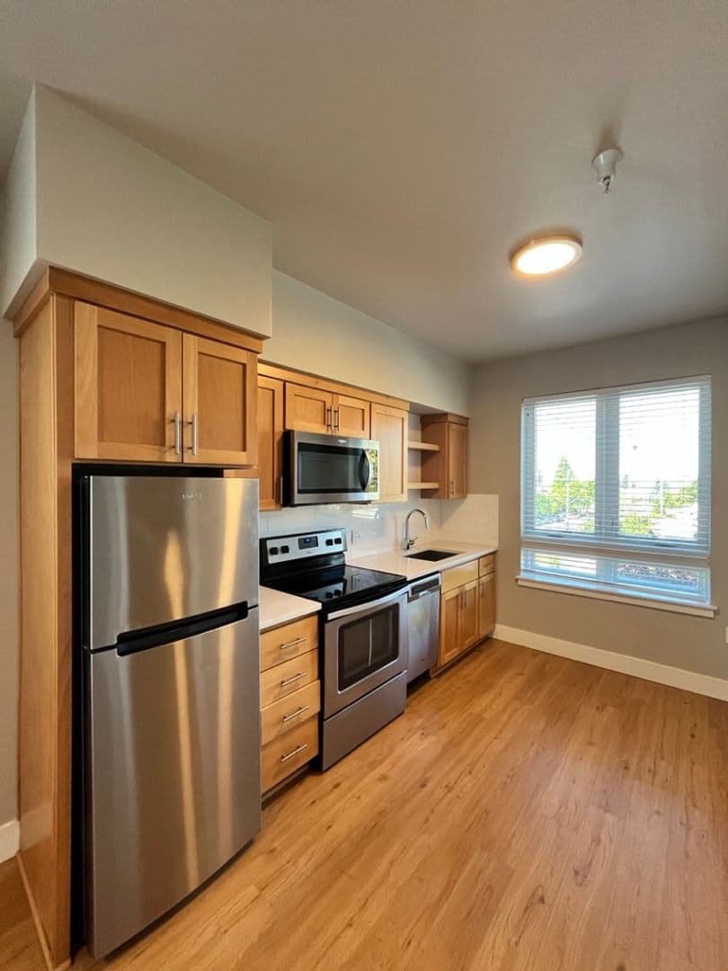 Portland Apartment: 6800 N Interstate Ave