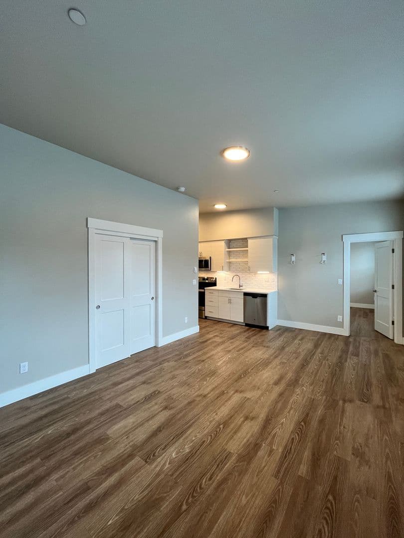 Portland Apartment: 6770-6780 N Maryland Ave