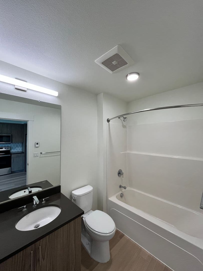 Portland Apartment: 6280-6290 N Montana Ave