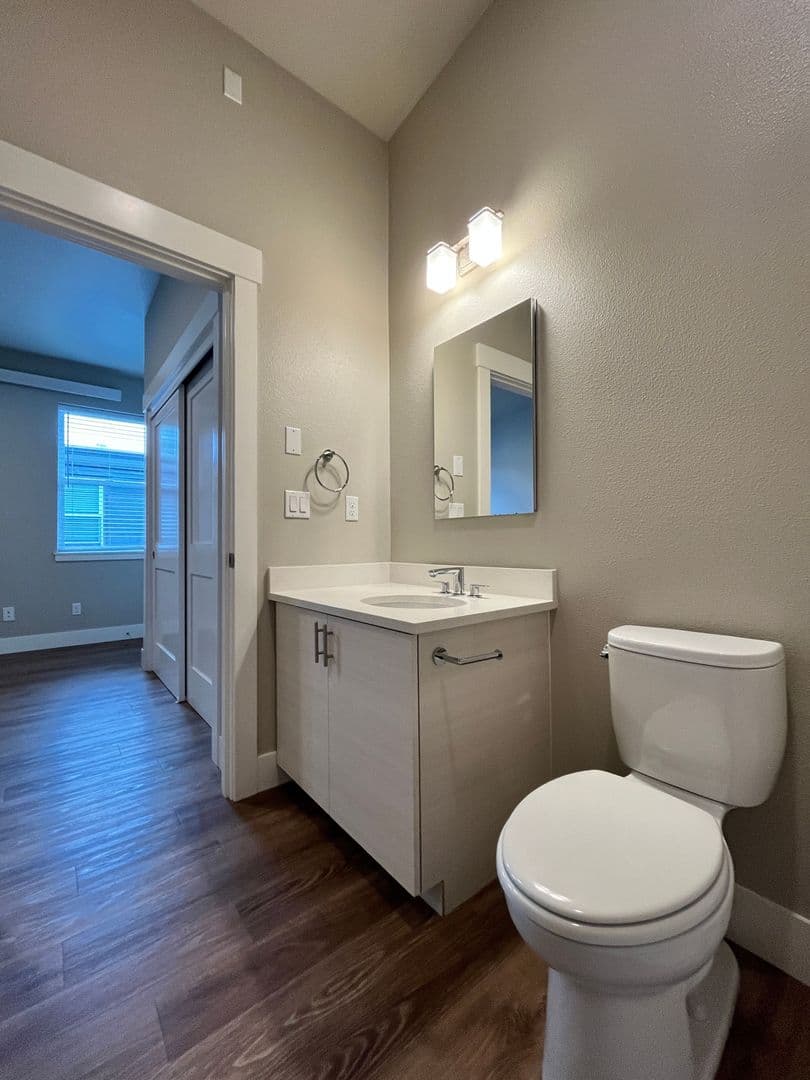 Portland Apartment: 6770-6780 N Maryland Ave