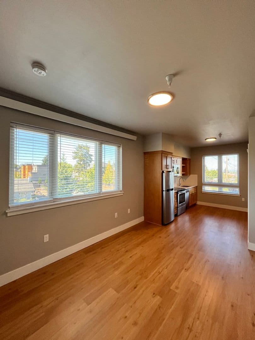 Portland Apartment: 6800 N Interstate Ave