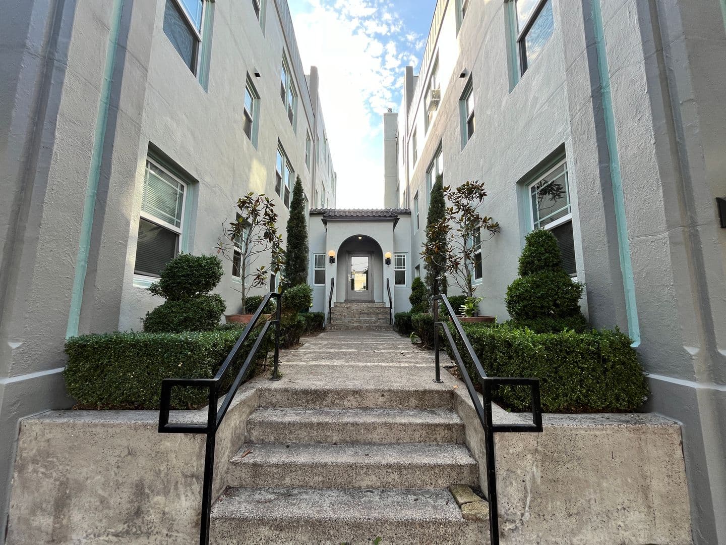 Portland Apartment: 1431 NE 21st Ave