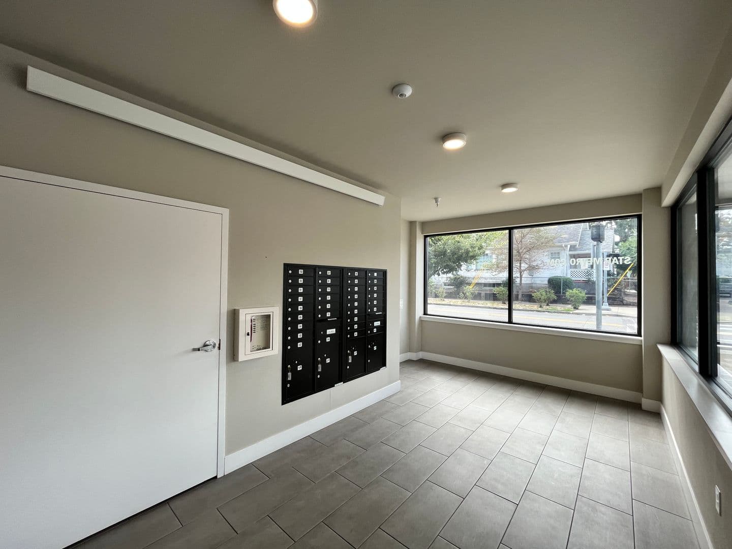 Portland Apartment: 6800 N Interstate Ave