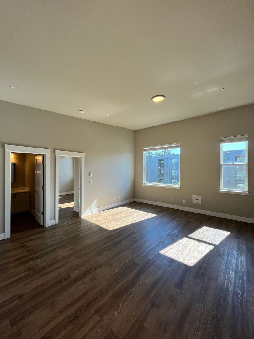 Portland Apartment: 6770-6780 N Maryland Ave