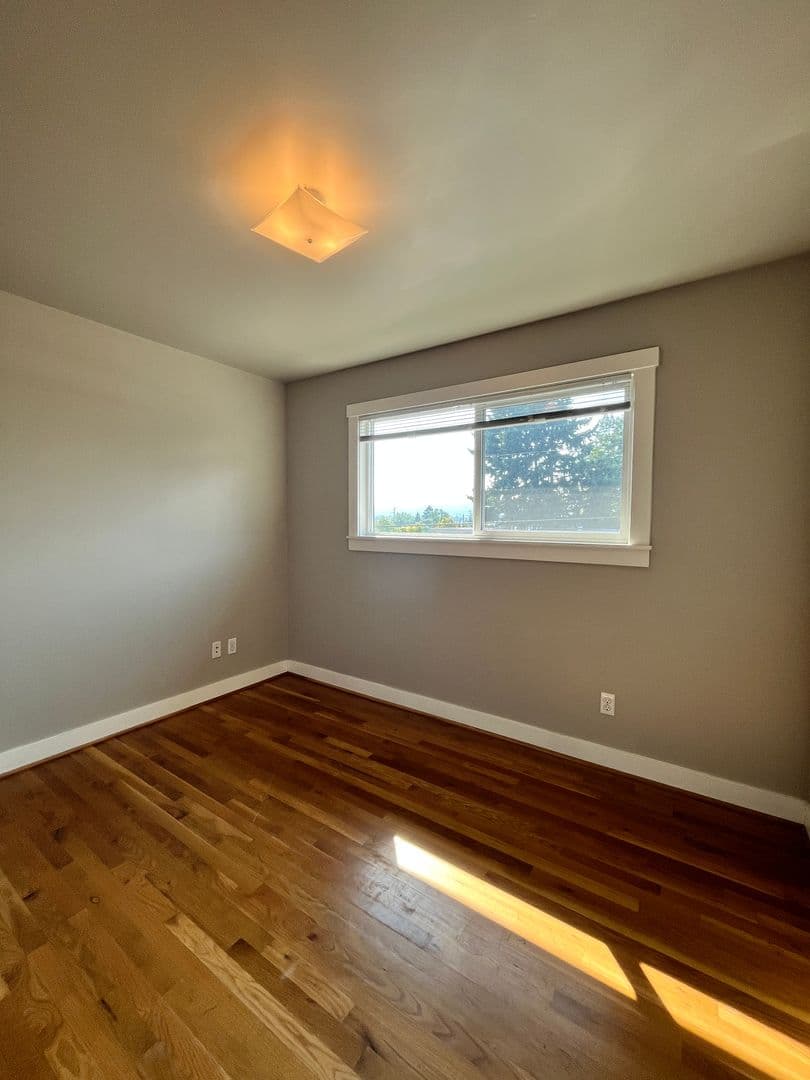 Portland Apartment: 2800 SE Gladstone St