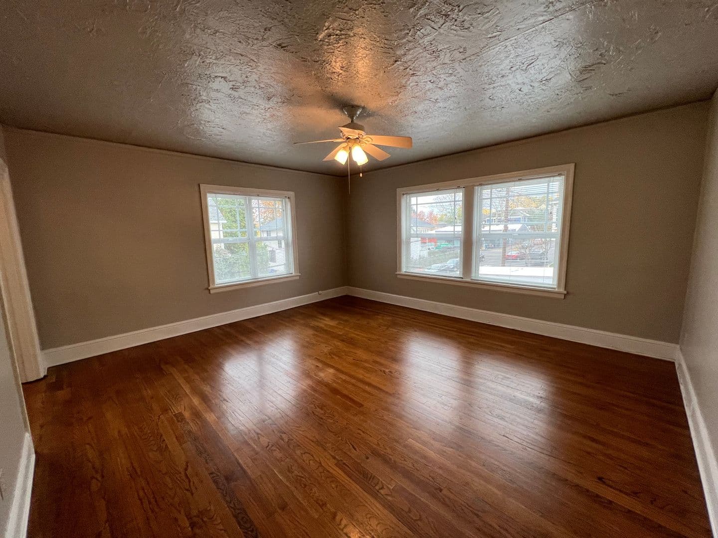 Portland Apartment: 1611 SE Belmont St
