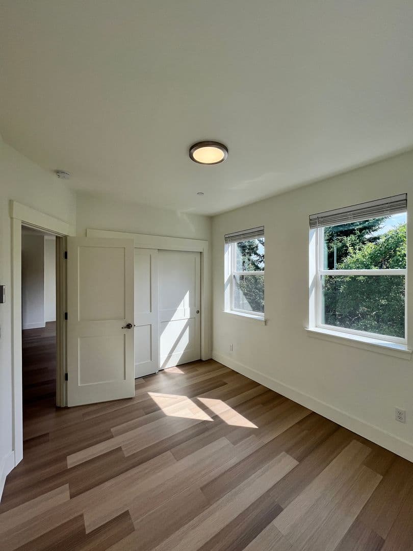Portland Apartment: 6280-6290 N Montana Ave
