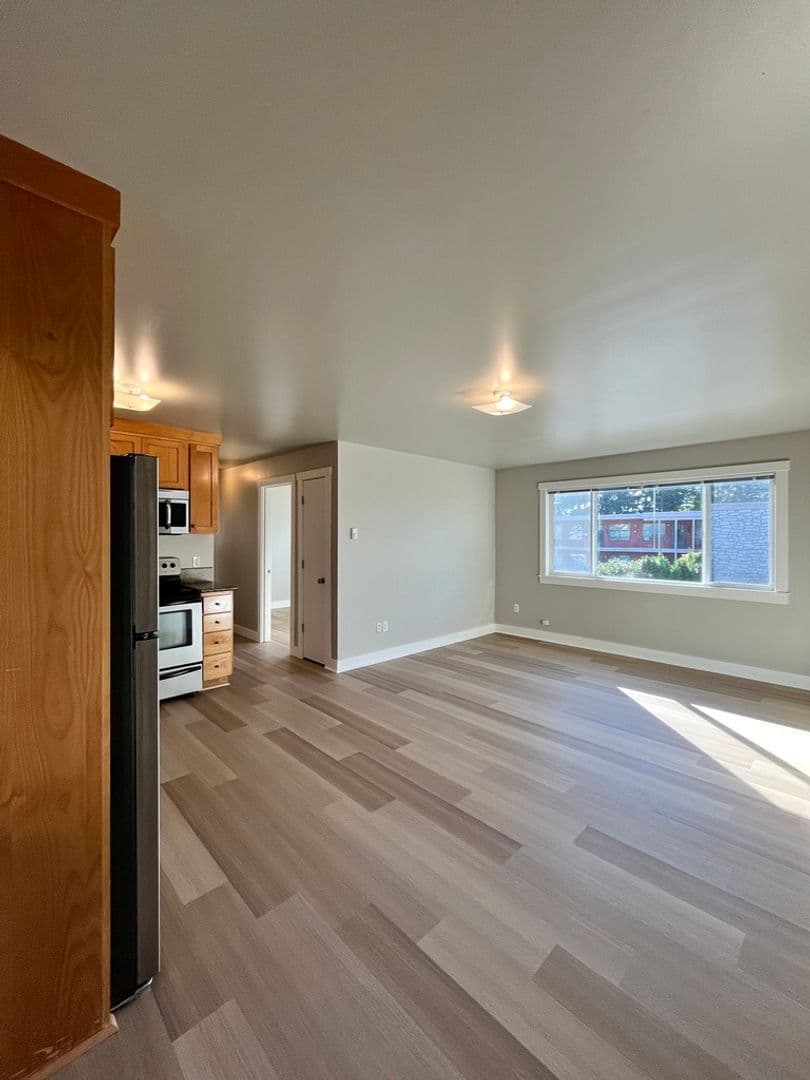 Portland Apartment: 2800 SE Gladstone St