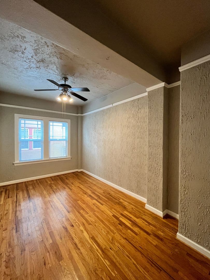 Portland Apartment: 1431 NE 21st Ave