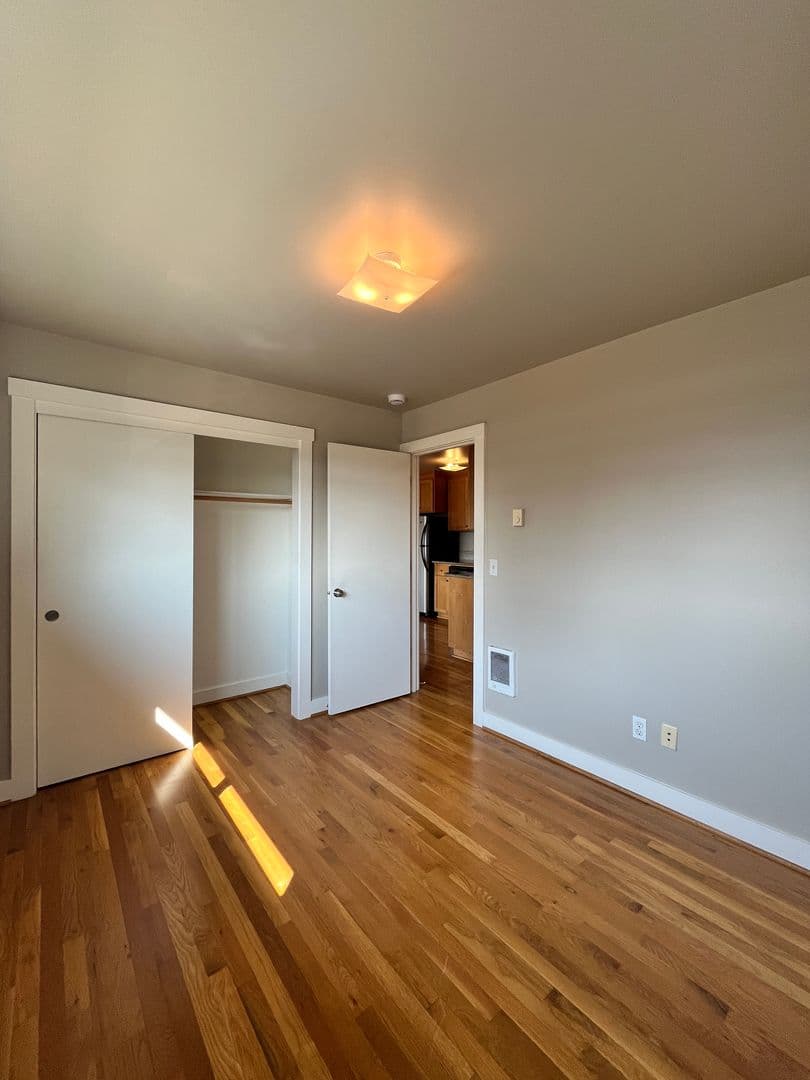 Portland Apartment: 2800 SE Gladstone St