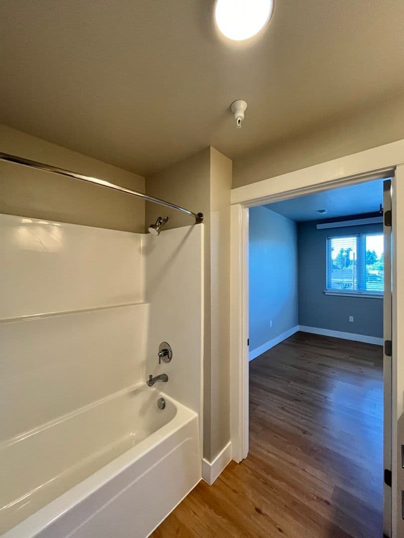 Portland Apartment: 6800 N Interstate Ave
