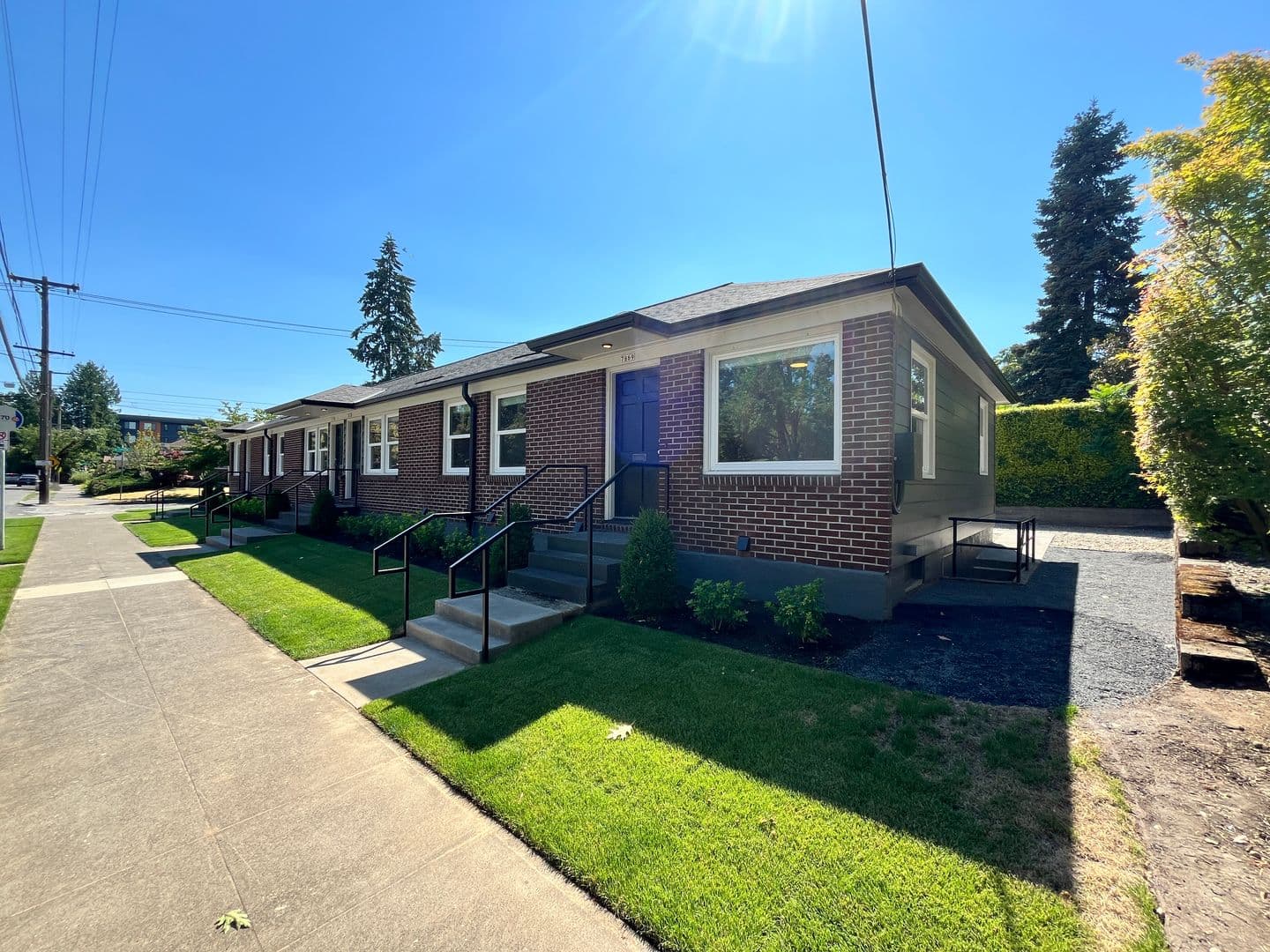 Portland Apartment: 7869-7879 SE Milwaukie Ave