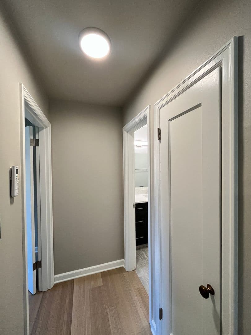 Portland Apartment: 7869-7879 SE Milwaukie Ave