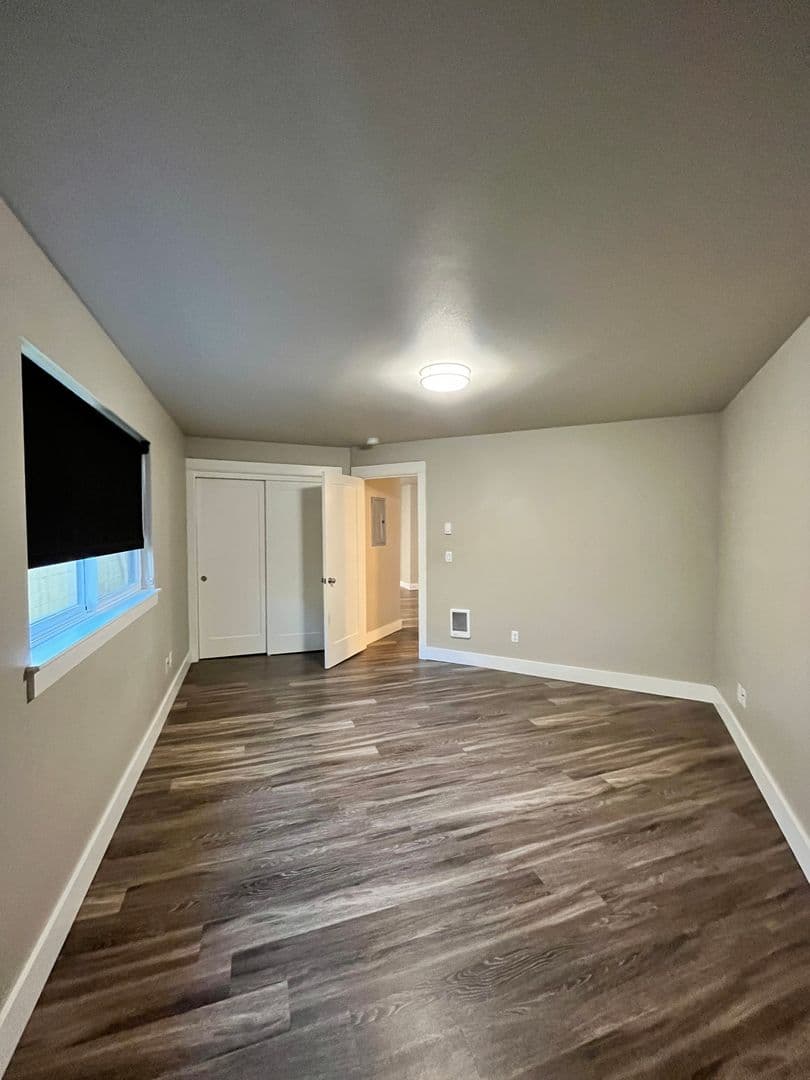 Portland Apartment: 2340-2350 SE 50th Ave