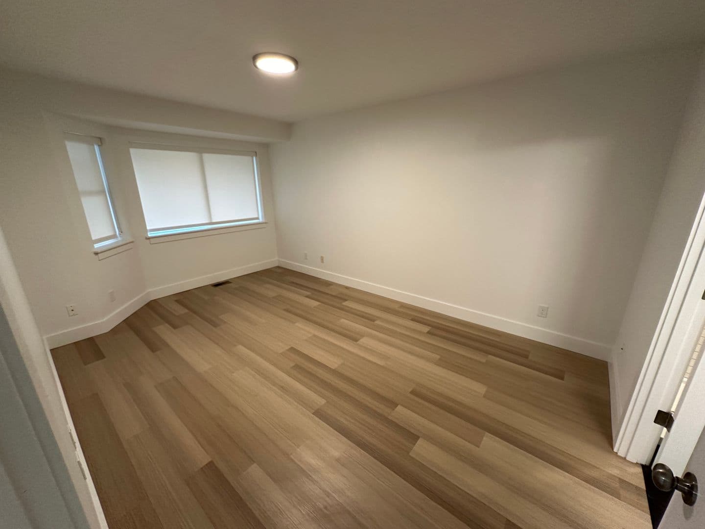 The Dalles Apartment: 1312 W 10th St