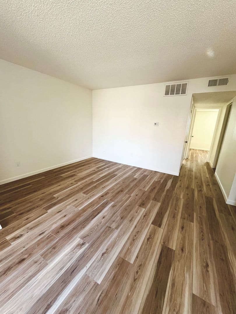 Yuba City Apartment: 1497 Butte House Rd