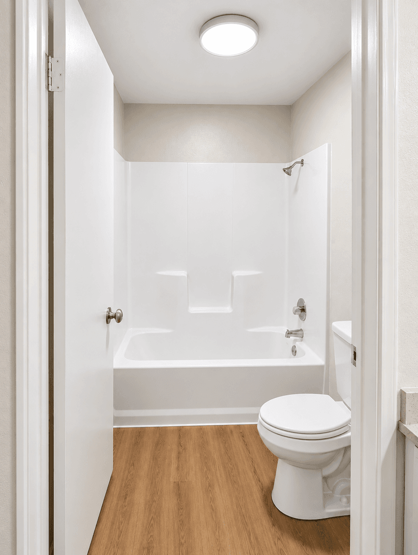 Tulare Apartment: 656/700 E. Prosperity Ave