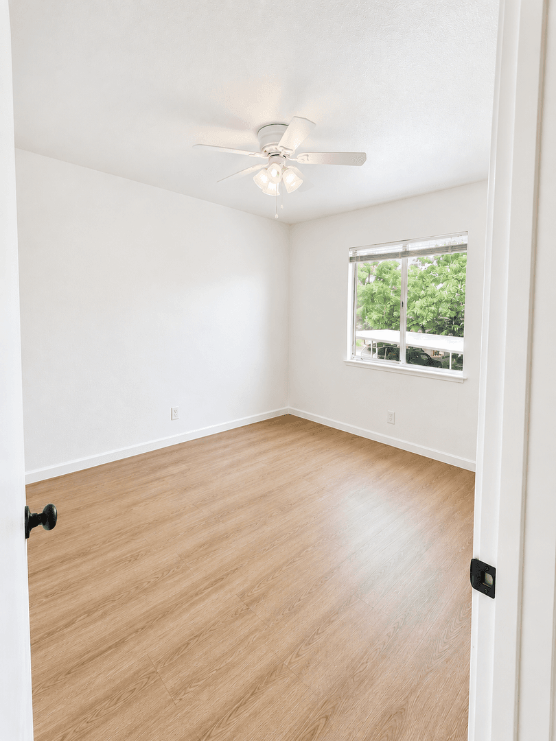 Chico Apartment: 161-261 Cohasset Lane