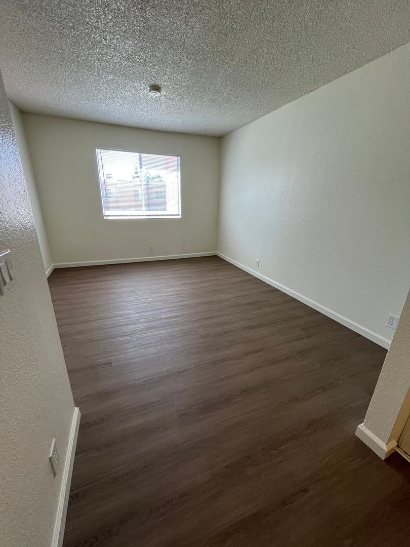 Yuba City Apartment: 1450 Stabler Lane