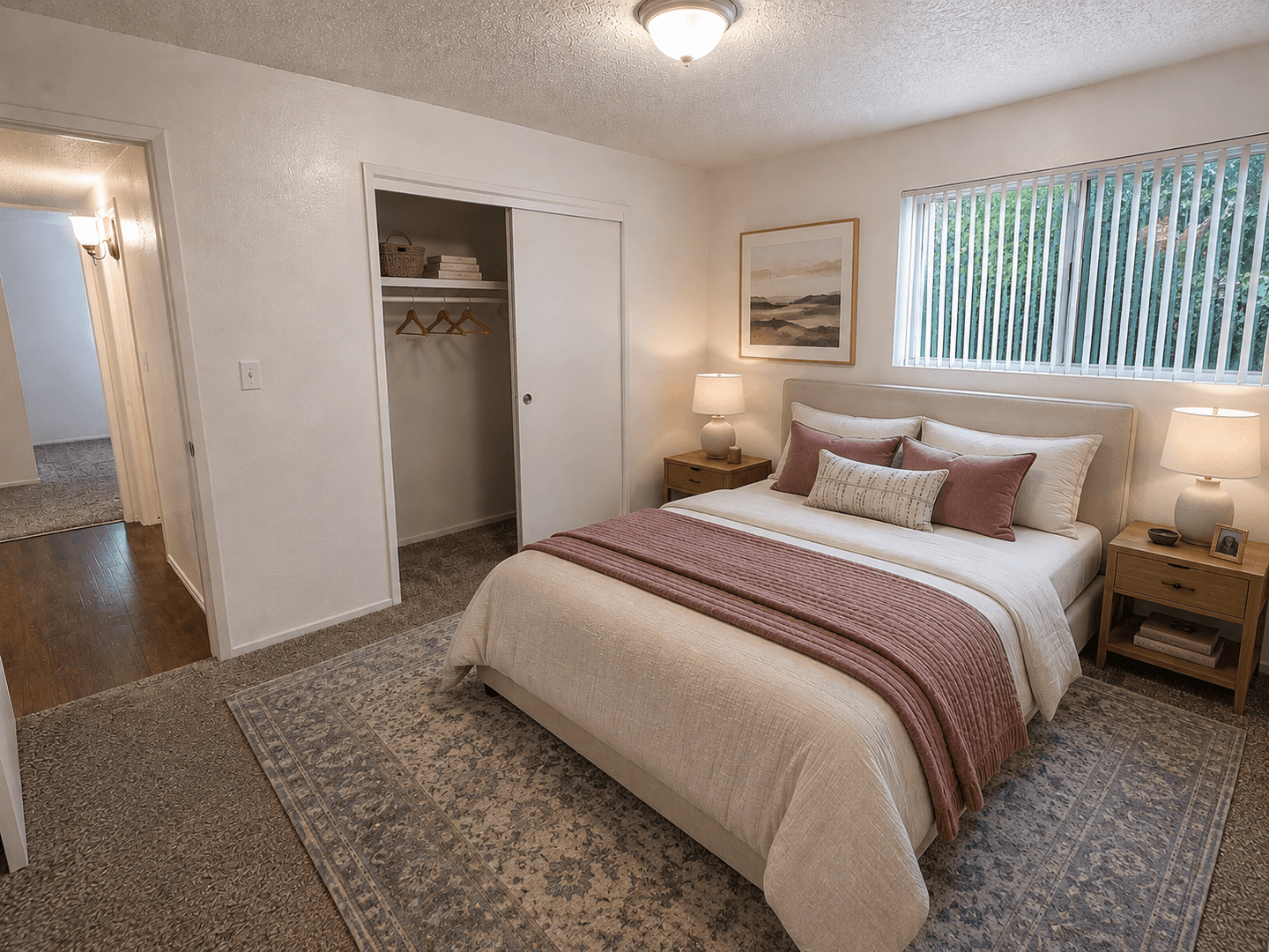 Tulare Apartment: 656/700 E. Prosperity Ave