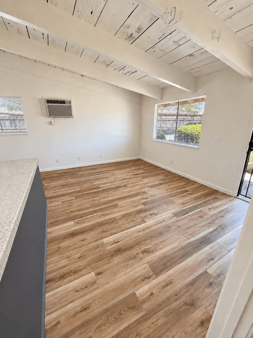 Yuba City Apartment: 1355 Stabler Lane