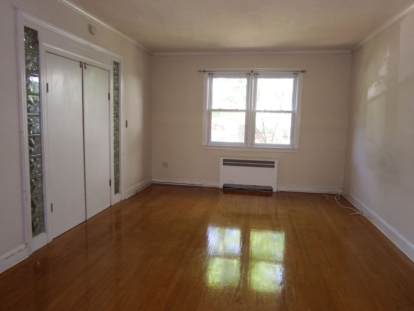 Baltimore Apartment: 907 Chestnut Hill Ave.