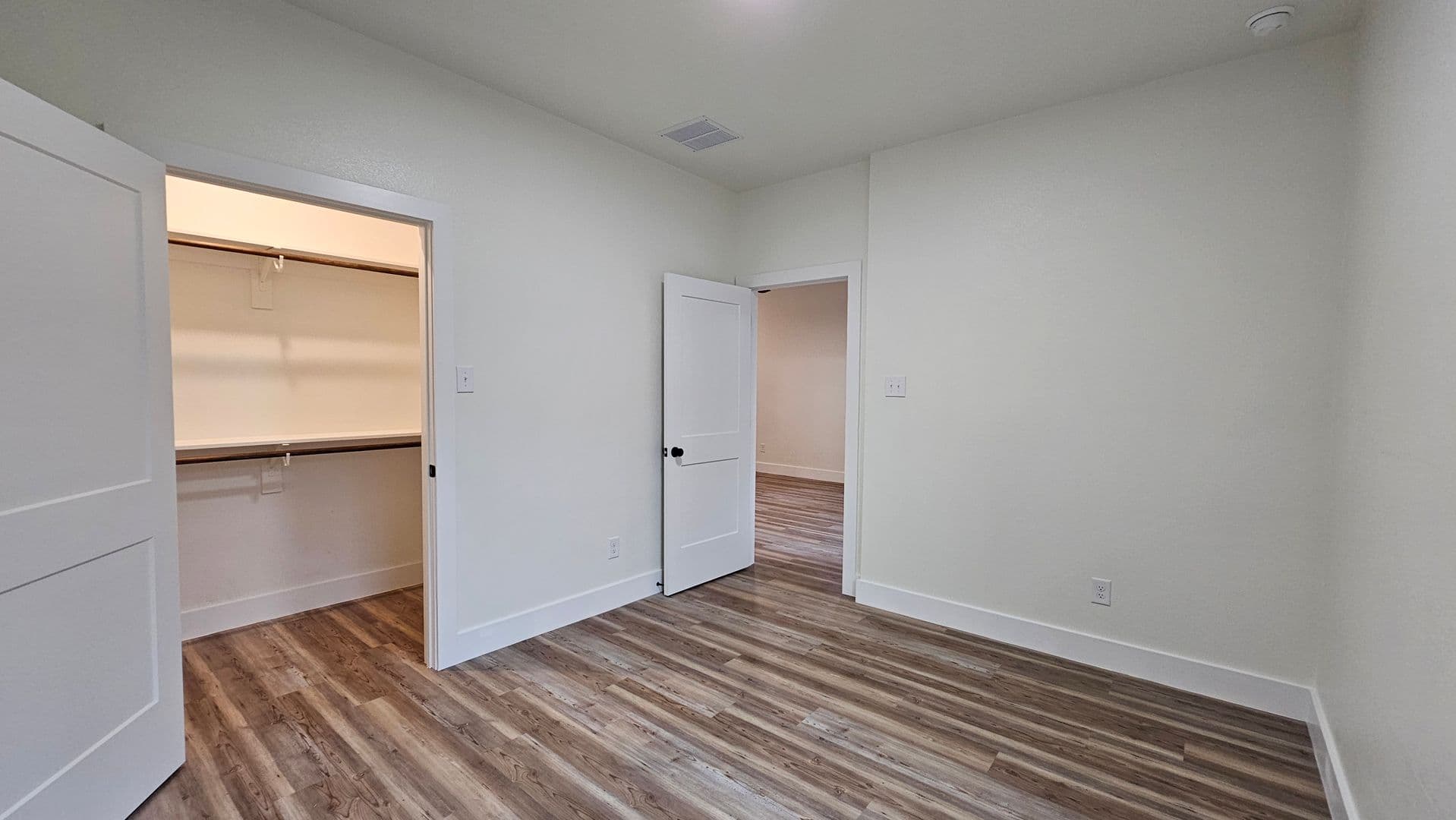 Denton Apartment: 1700 Kendolph Dr