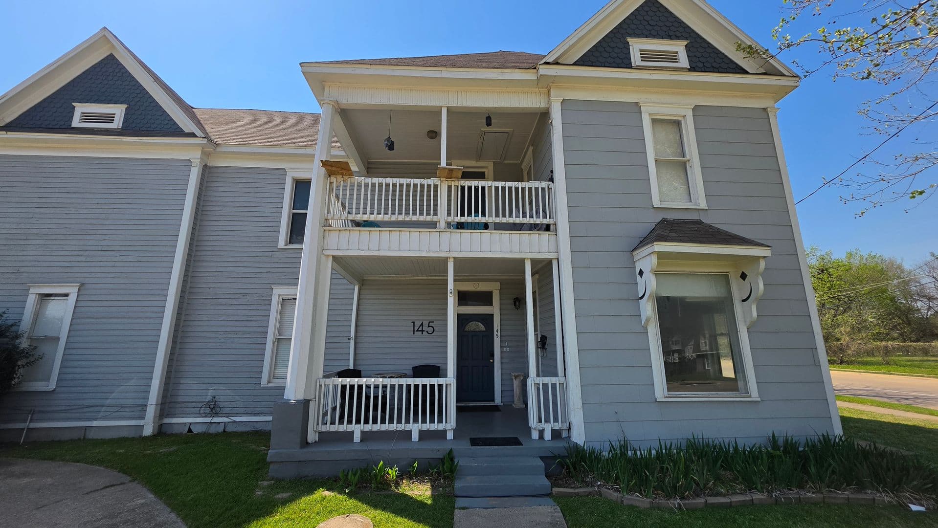 Lewisville Apartment: 145 N Kealy St