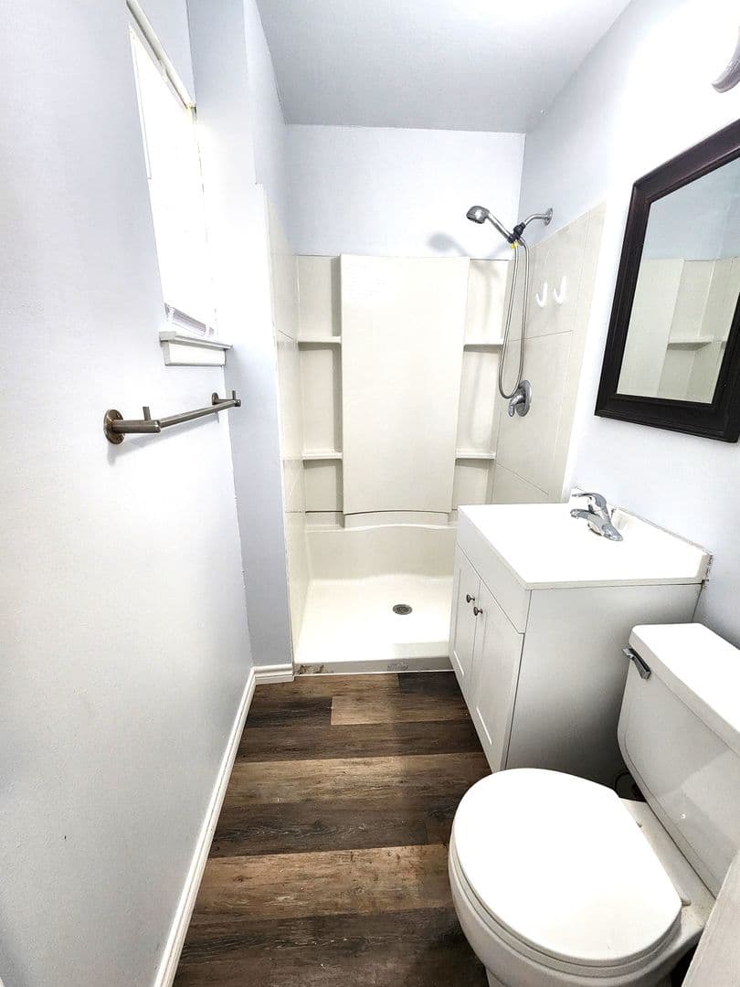 Denton Apartment: 3604 Valley View Rd.
