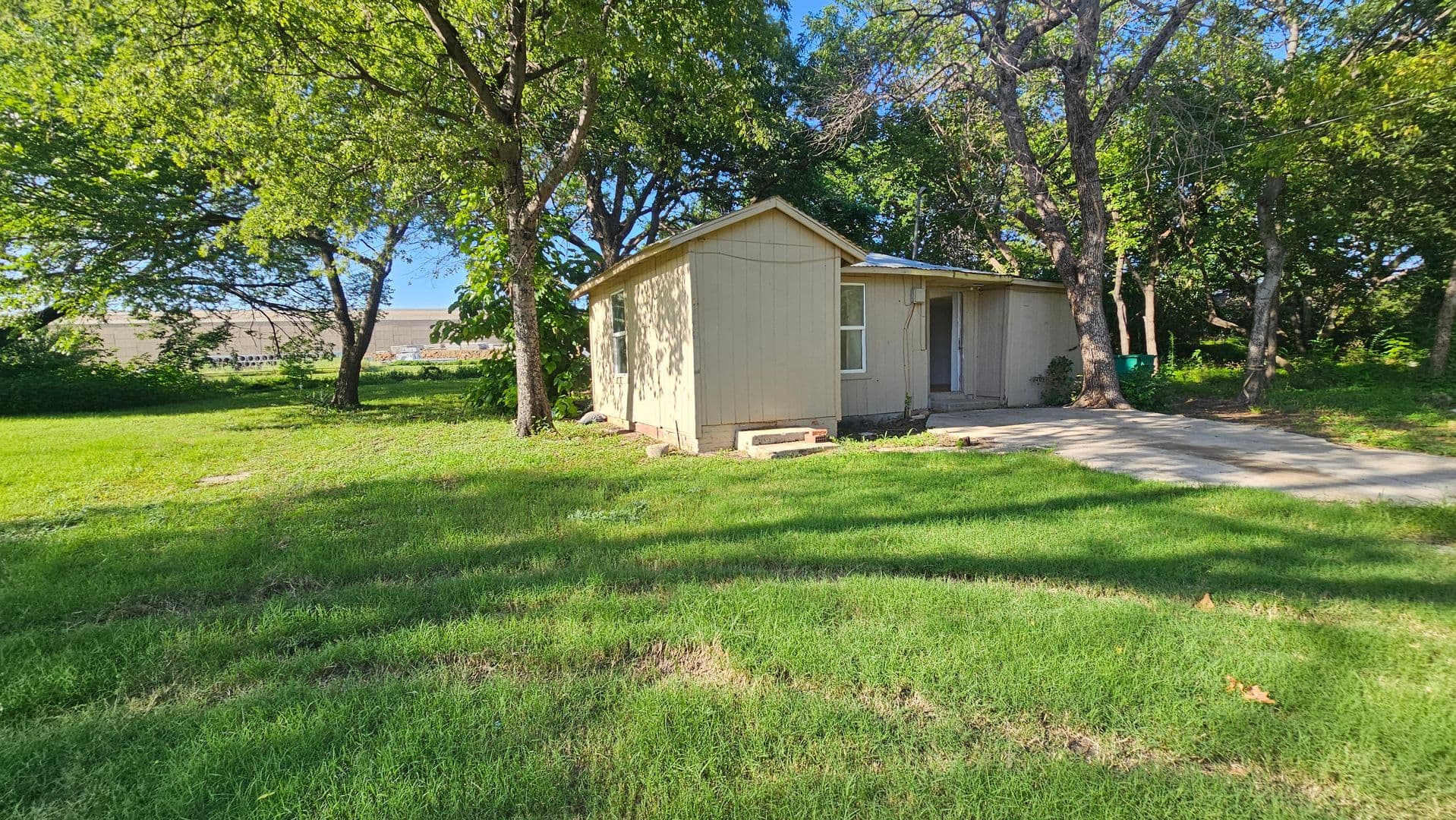 Denton House: 508 Acme St.