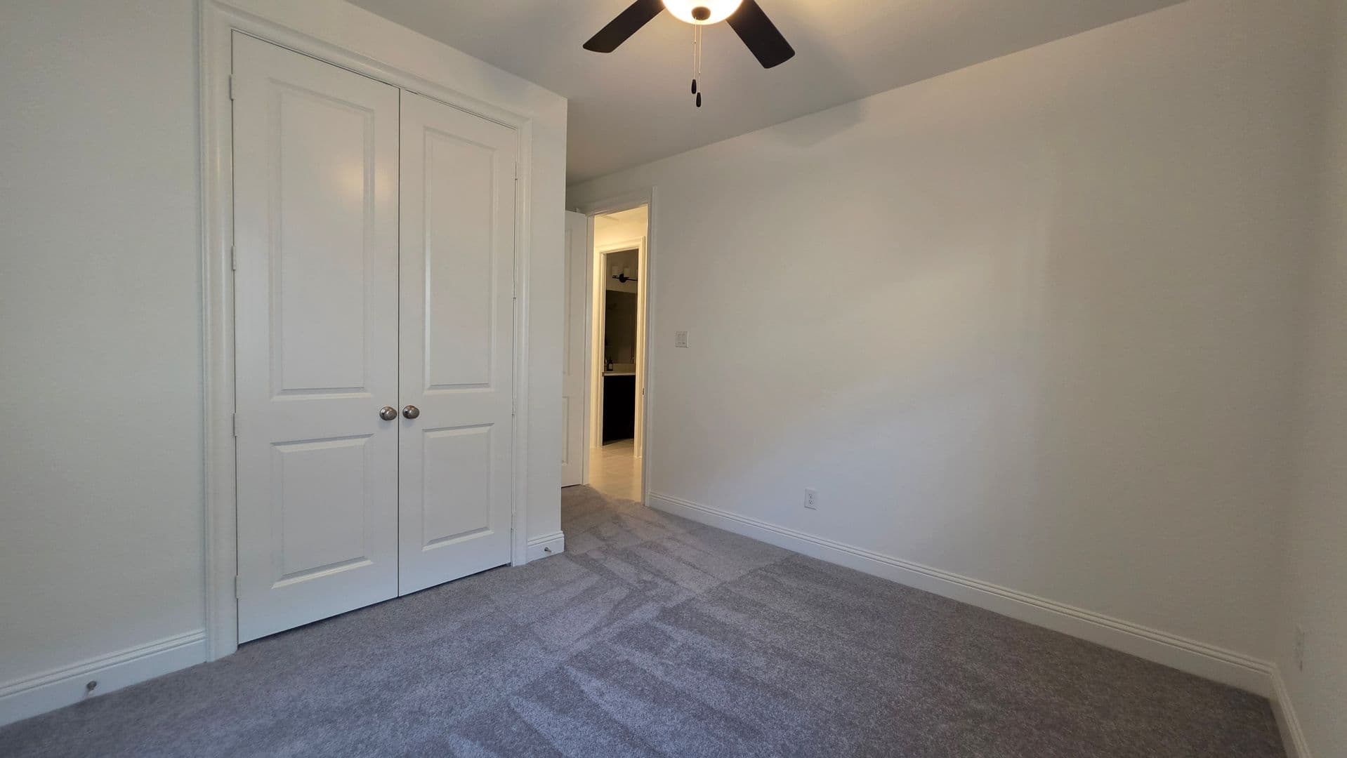 Denton House: 1513 Larson Ln