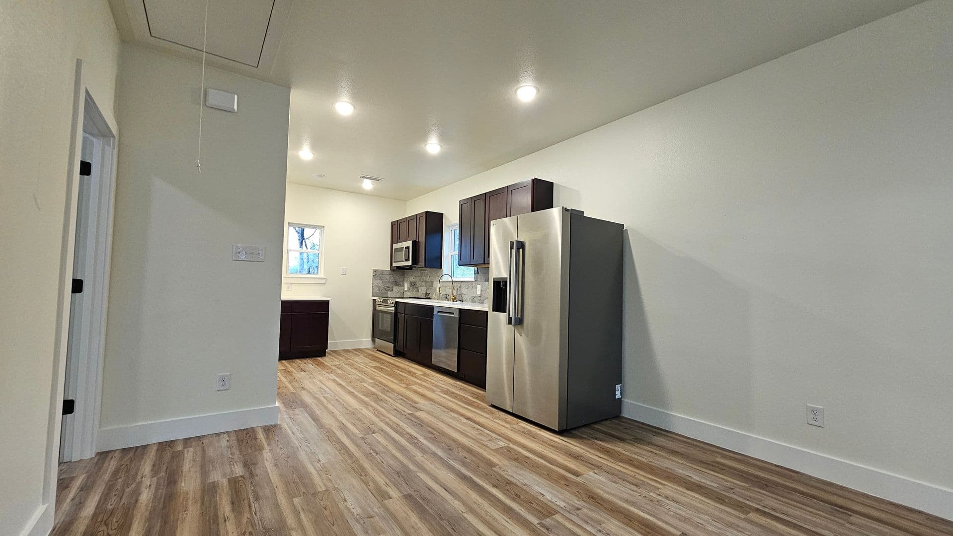 Denton Apartment: 1700 Kendolph Dr